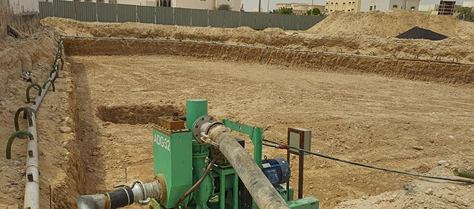 Gravel and pipe placement
